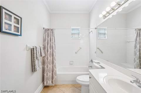 7859 Sanctuary Cir 2, Naples FL - photo 23 of 34
