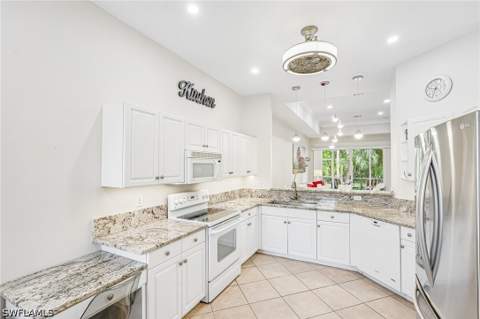 7859 Sanctuary Cir 2, Naples FL - photo 8 of 34