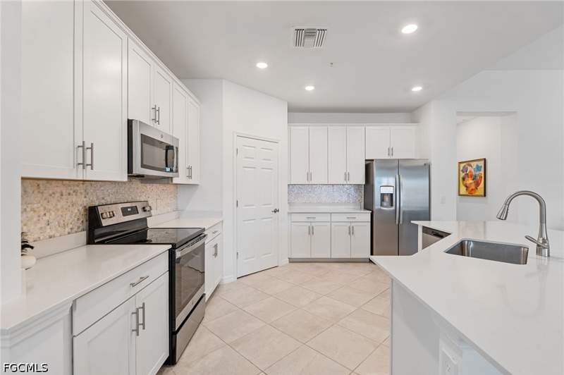 3 bedroom Condominium at 12050 Santaluz Dr 202, Santa Luz, Fort Myers — photo 5