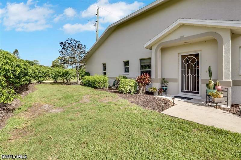 3 bedroom Attached at 1835 W Crown Pointe Blvd, Crown Pointe Villas, Naples — photo 4