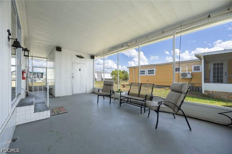 2 bedroom ManufacturedHome at 14704 Patrick Henry Rd, Old Bridge Village, North Fort Myers — photo 5