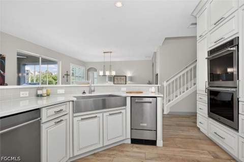 14017 Clear Water Ln, Fort Myers FL - photo 8 of 49