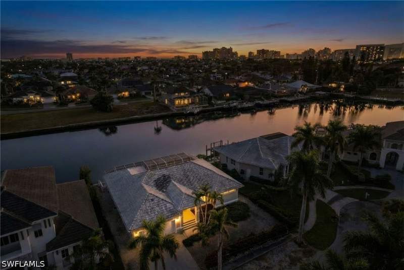 3 bedroom SingleFamilyResidence at 489 Adirondack Ct, Marco Island, Marco Island — photo 4
