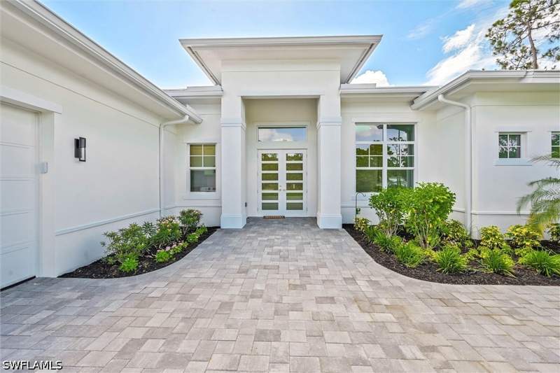 4 bedroom SingleFamilyResidence at 24265 Cock Robin Ln, San Carlos Estates, Bonita Springs — photo 3