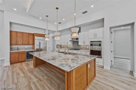 24265 Cock Robin Ln, Bonita Springs FL - photo 8 of 43