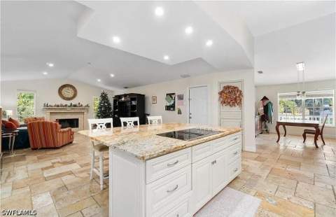 6011 Sea Grass Ln, Naples FL - photo 16 of 37