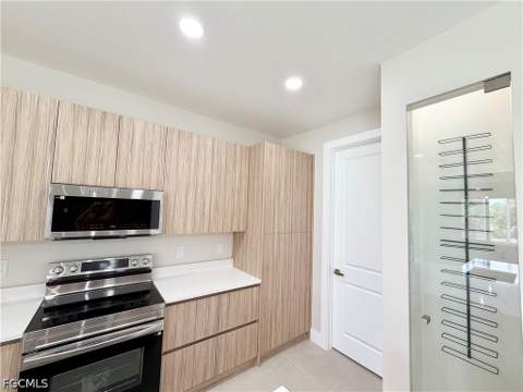 1013 Lincoln Ave, Lehigh Acres FL - photo 19 of 30