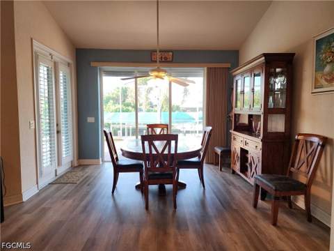 228 SE 30th Ter, Cape Coral FL - photo 12 of 33