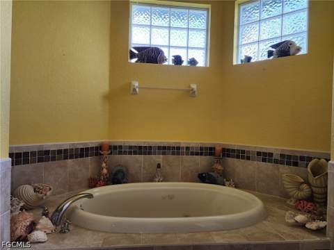 228 SE 30th Ter, Cape Coral FL - photo 23 of 33