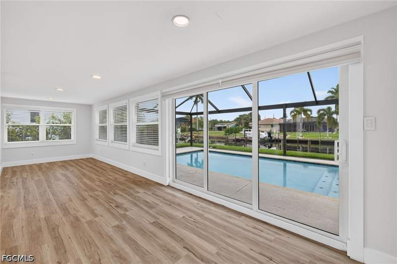 3 bedroom SingleFamilyResidence at 4957 Sorrento Ct, Yacht Club, Cape Coral — photo 4