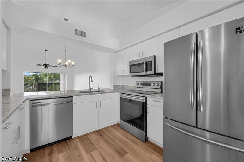 2 bedroom Condominium at 3250 Cypress Glen Way 423, Cypress Glen, Naples — photo 3