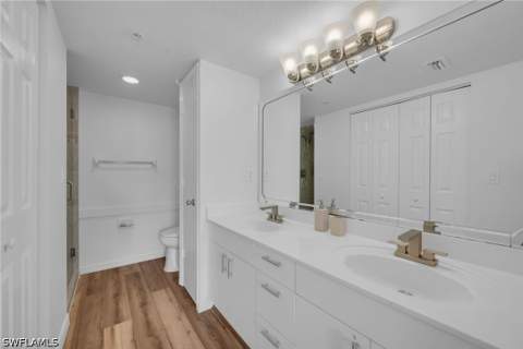 3250 Cypress Glen Way 423, Naples FL - photo 8 of 13