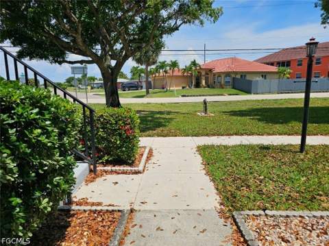 4722 SE 1st Pl 5, Cape Coral FL - photo 15 of 50