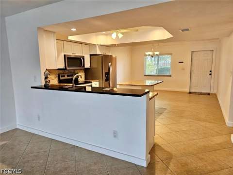 4722 SE 1st Pl 5, Cape Coral FL - photo 18 of 50