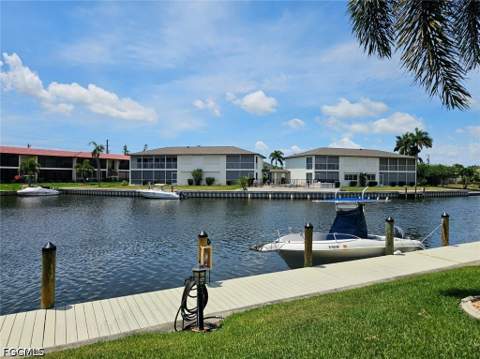 4722 SE 1st Pl 5, Cape Coral FL - photo 6 of 50