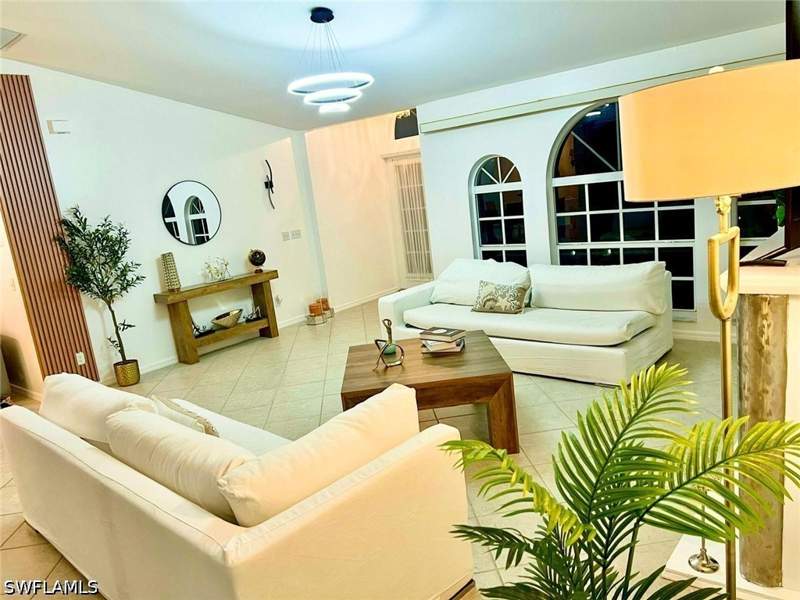 3 bedroom SingleFamilyResidence at 1124 SW 47th St, Cape Coral, Cape Coral — photo 5