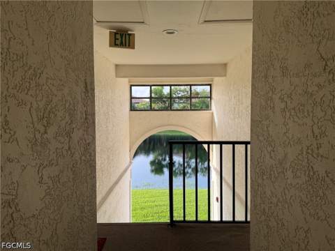 14900 Summerlin Woods Dr 13, Fort Myers FL - photo 13 of 18