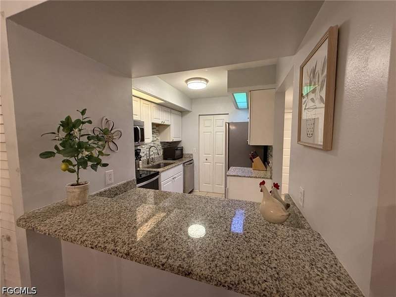 2 bedroom Condominium at 14900 Summerlin Woods Dr 13, Summerlin Woods, Fort Myers — photo 3