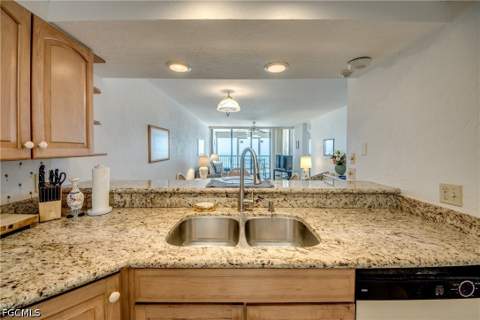 6400 Estero Blvd 1101, Fort Myers Beach FL - photo 16 of 50