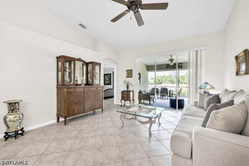 3 bedroom Attached at 14950 Volterra Ct, Tuscany Cove, Naples — photo 4
