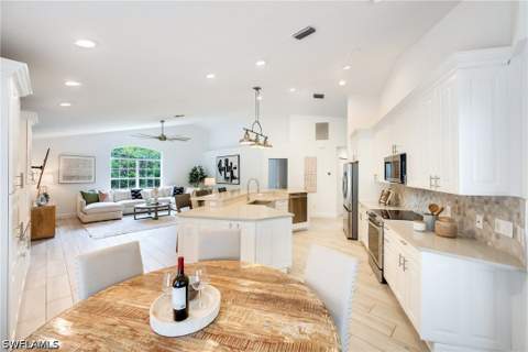 8058 Vera Cruz Way, Naples FL - photo 12 of 49