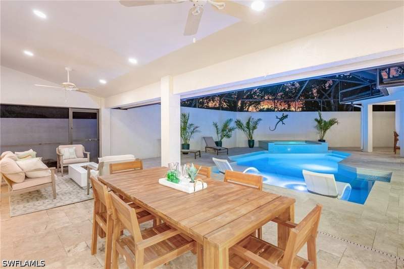 6 bedroom SingleFamilyResidence at 8058 Vera Cruz Way, Monterey, Naples — photo 5