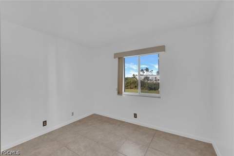 2875 Palm Beach Blvd 205, Fort Myers FL - photo 17 of 27