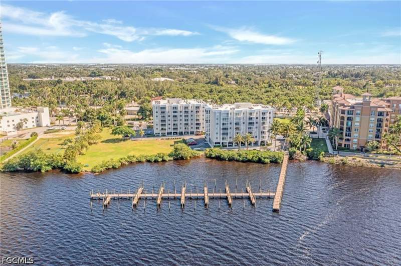 2 bedroom Condominium at 2875 Palm Beach Blvd 205, Palm Beach Landings, Fort Myers — photo 3
