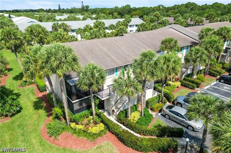 2 bedroom Condominium at 4140 Looking Glass Ln 7, Winterpark, Naples — photo 2