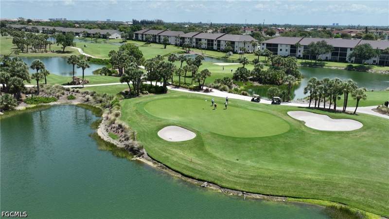 2 bedroom Condominium at 16470 Kelly Cove Dr 2859, Manor, Fort Myers — photo 2