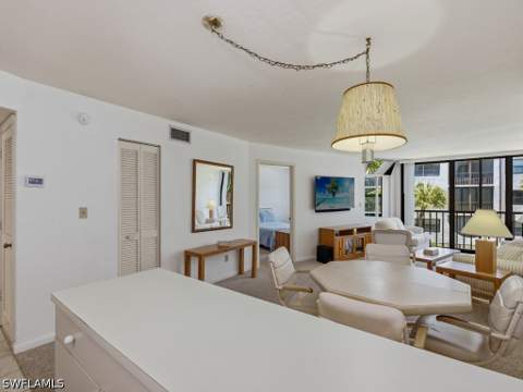 1023 Anglers Cv E304, Marco Island FL - photo 8 of 31