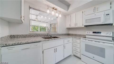 5657 Eichen Cir E, Fort Myers FL - photo 13 of 50