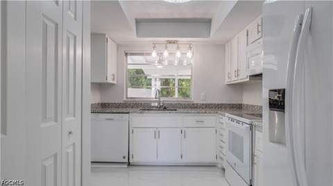 5657 Eichen Cir E, Fort Myers FL - photo 15 of 50