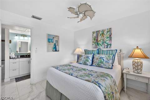 1250 Tennisplace Ct D33, Sanibel FL - photo 10 of 21