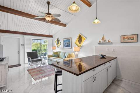 1250 Tennisplace Ct D33, Sanibel FL - photo 7 of 21