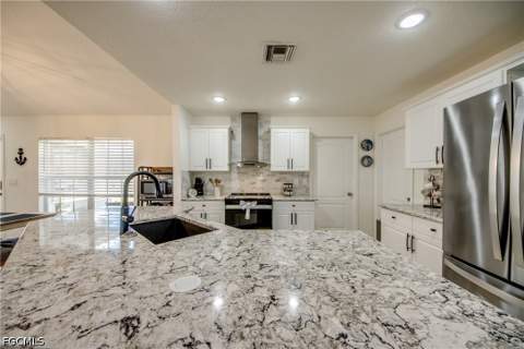 2920 NW 25th Ln, Cape Coral FL - photo 15 of 43