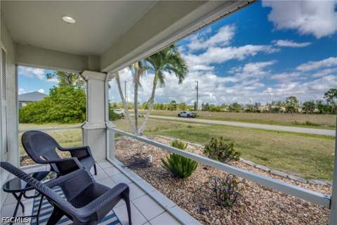 2920 NW 25th Ln, Cape Coral FL - photo 6 of 43