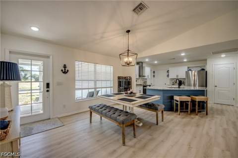 2920 NW 25th Ln, Cape Coral FL - photo 8 of 43