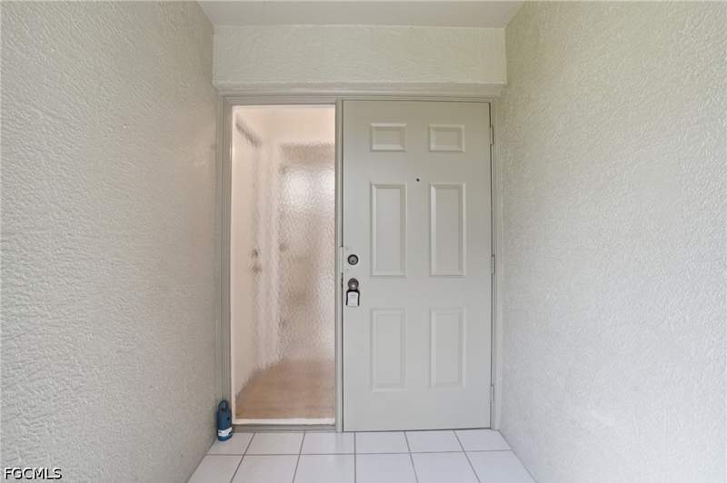 3 bedroom Attached at 2203 McGregor Park Cir 2203, McGregor Park Condo, Fort Myers — photo 4