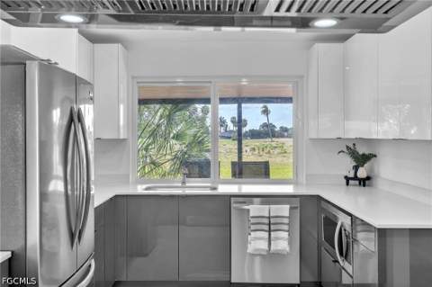 3745 SE 6th Ave, Cape Coral FL - photo 15 of 33