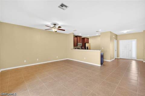3806 Clearbrook Ln, Fort Myers FL - photo 9 of 36