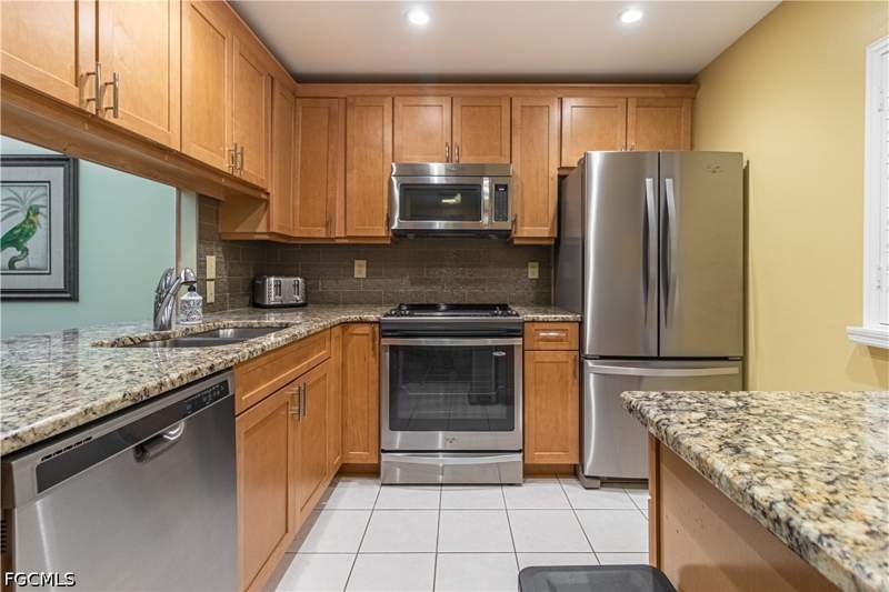 2 bedroom Condominium at 1747 Pebble Beach Dr 315, Seven Lakes, Fort Myers — photo 2