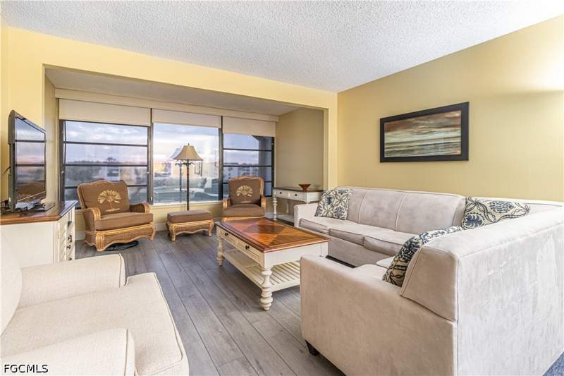 2 bedroom Condominium at 1747 Pebble Beach Dr 315, Seven Lakes, Fort Myers — photo 4