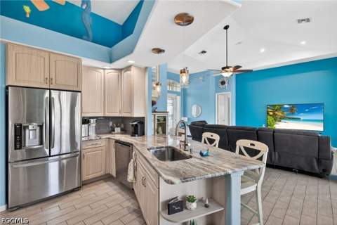 2334 SW Trafalgar Pkwy, Cape Coral FL - photo 17 of 45