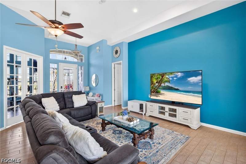 3 bedroom SingleFamilyResidence at 2334 SW Trafalgar Pkwy, Cape Coral, Cape Coral — photo 5