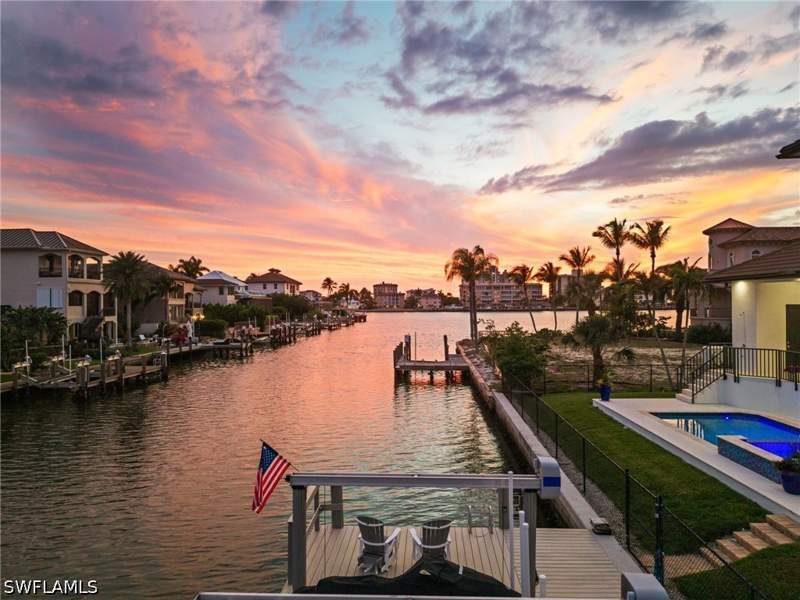 4 bedroom SingleFamilyResidence at 388 Pine Ave, Conners, Naples — photo 3