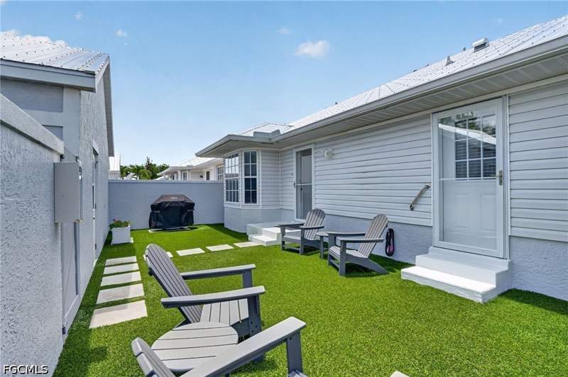 3 bedroom Attached at 15371 River Vista Dr 803, Village Of Indian Creek, North Fort Myers — photo 2