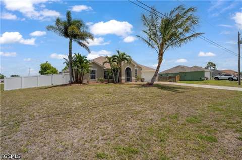 1709 NW 15th Ter, Cape Coral FL - photo 6 of 35
