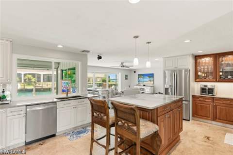 1784 Wavecrest Ct, Marco Island FL - photo 10 of 47