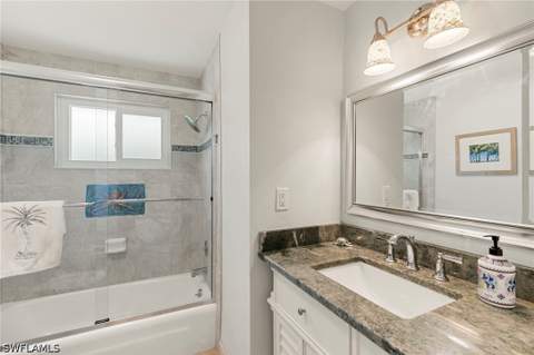 1784 Wavecrest Ct, Marco Island FL - photo 16 of 47
